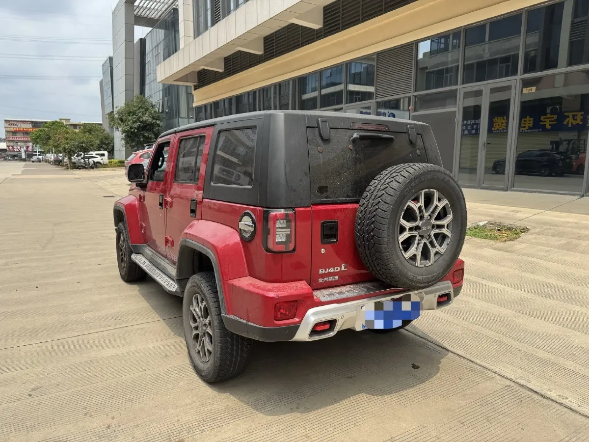 2023 Beijing BJ40 2.0T 224HP L4 8AT,autocango,china used car exporter,china ev exporter,chinese used car exporter,chinese used ev exporter