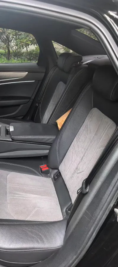 2021 Audi A6L 2.0T 224HP L4 7DCT,autocango,china used car exporter,china ev exporter,chinese used car exporter,chinese used ev exporter