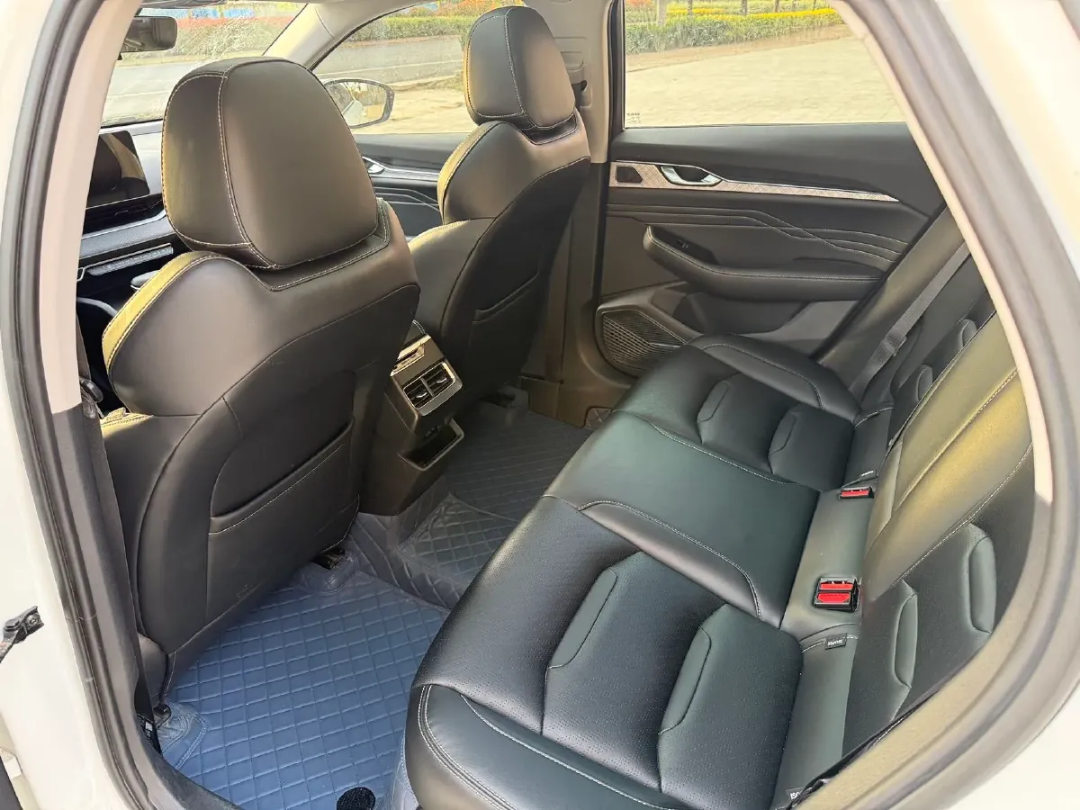 2023 Geely Preface 2.0T 190HP L4 7DCT,autocango,china used car exporter,china ev exporter,chinese used car exporter,chinese used ev exporter