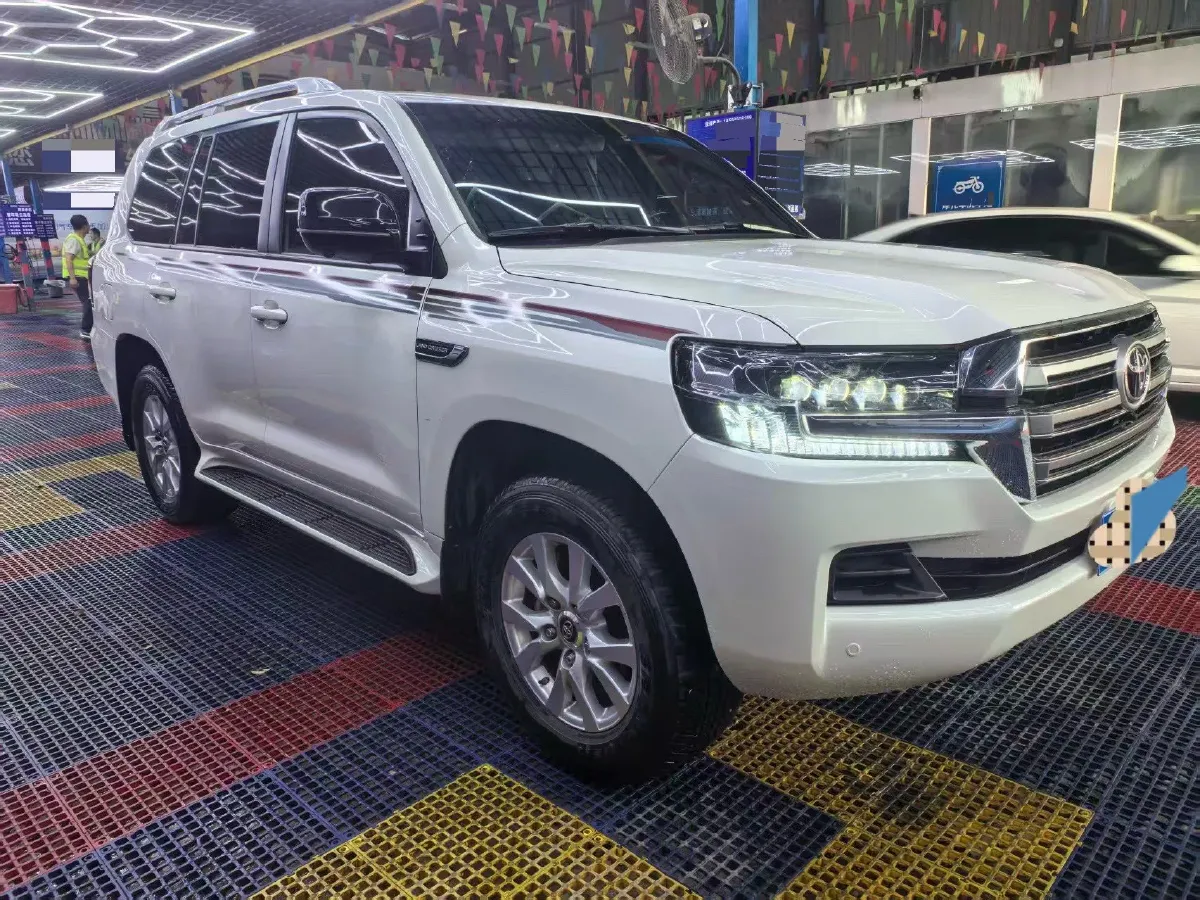 2019 Chevrolet Trax 1.0T 125HP L3 6AT,autocango,china used car exporter,china ev exporter,chinese used car exporter,chinese used ev exporter