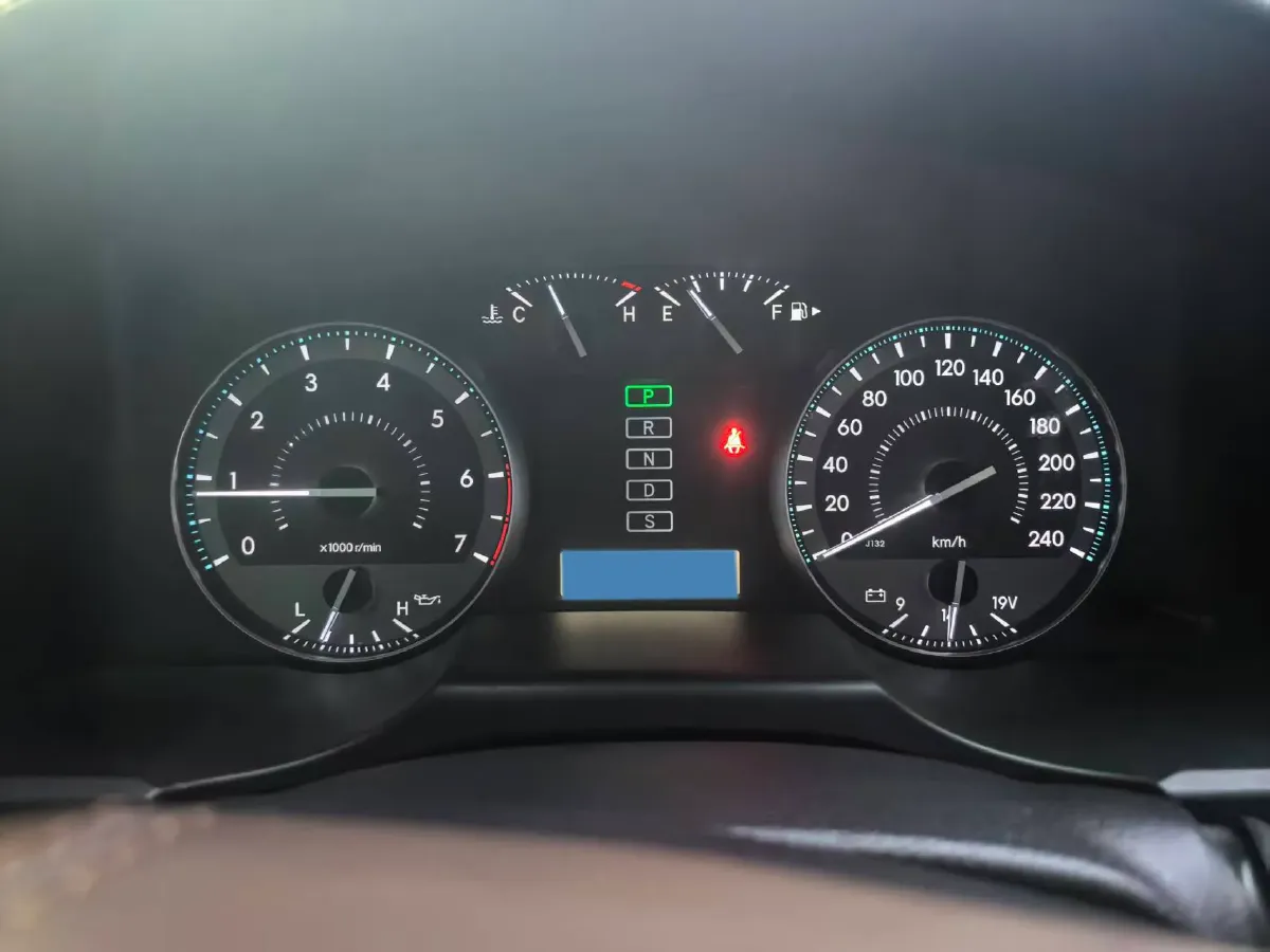 2019 Chevrolet Trax 1.0T 125HP L3 6AT,autocango,china used car exporter,china ev exporter,chinese used car exporter,chinese used ev exporter