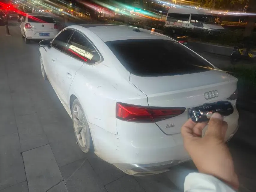 2021 Audi A5 2.0T 204HP L4 7DCT,autocango,china used car exporter,china ev exporter,chinese used car exporter,chinese used ev exporter