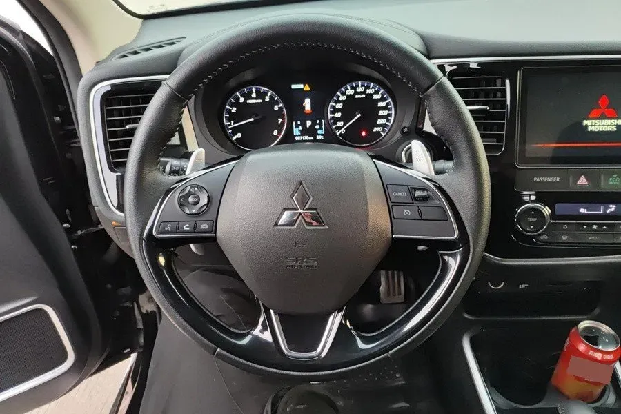 2021 Mitsubishi Outlander 2.4L 192HP L4 CVT,autocango,china used car exporter,china ev exporter,chinese used car exporter,chinese used ev exporter