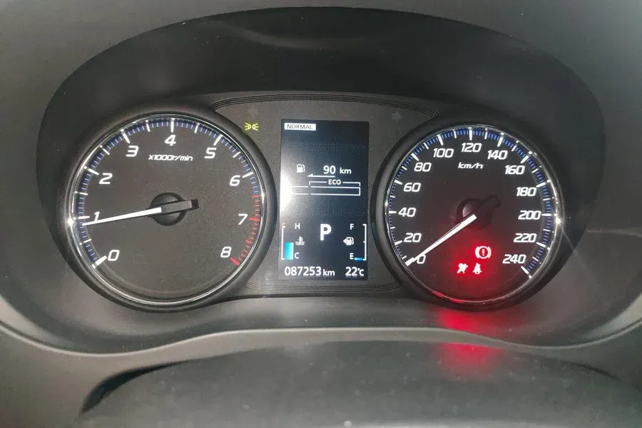 2021 Mitsubishi Outlander 2.4L 192HP L4 CVT,autocango,china used car exporter,china ev exporter,chinese used car exporter,chinese used ev exporter