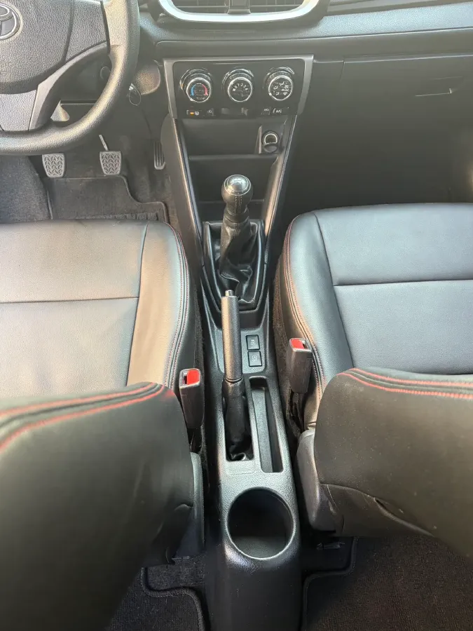 2017 Toyota Yaris L 1.5L 107HP L4 5MT,autocango,china used car exporter,china ev exporter,chinese used car exporter,chinese used ev exporter