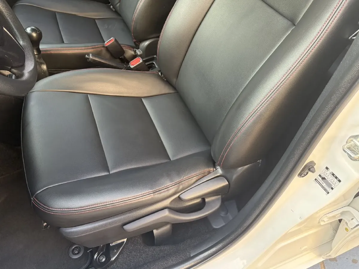 2017 Toyota Yaris L 1.5L 107HP L4 5MT,autocango,china used car exporter,china ev exporter,chinese used car exporter,chinese used ev exporter