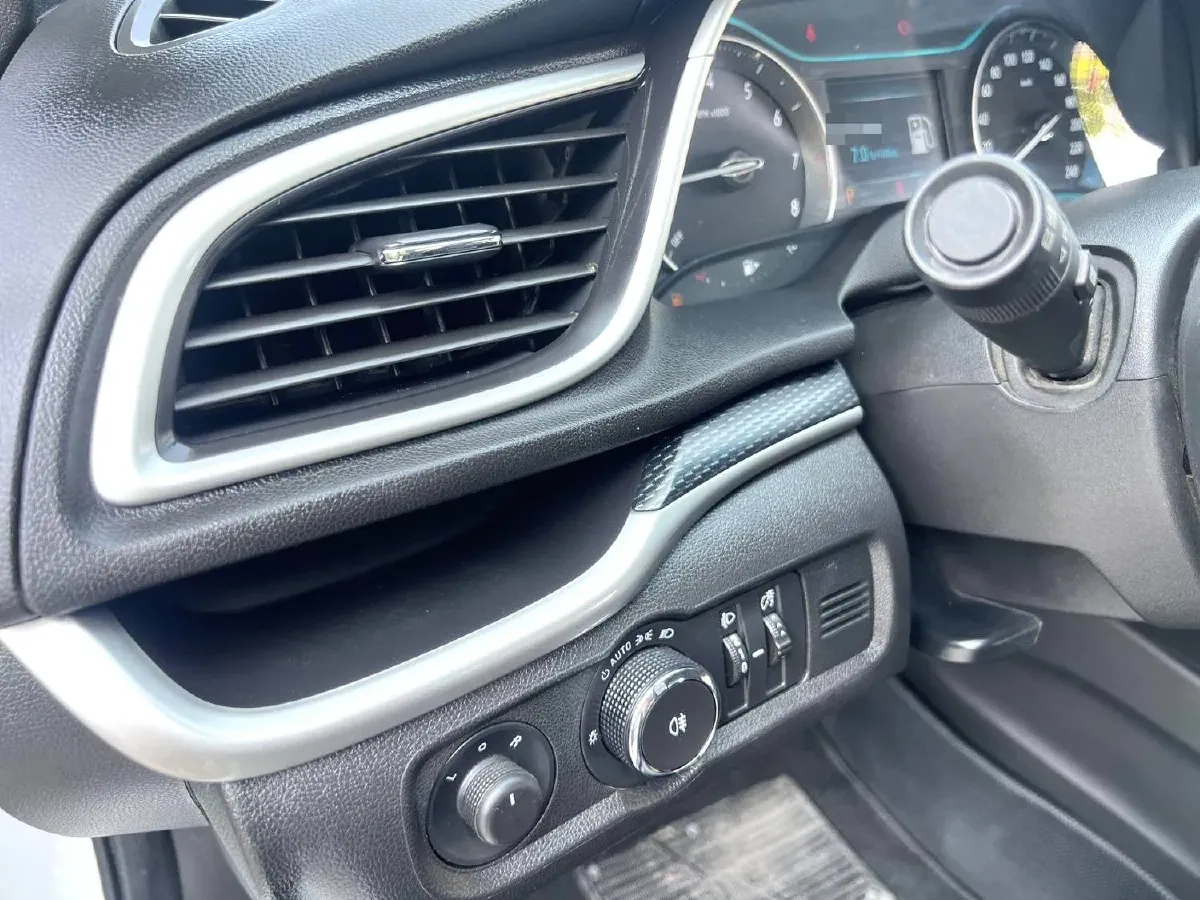 2021 Buick Excelle 1.5L 113HP L4 6AT,autocango,china used car exporter,china ev exporter,chinese used car exporter,chinese used ev exporter