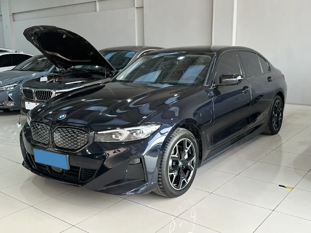 2025 BMW i3 BEV 79.05KWH,autocango,china used car exporter,china ev exporter,chinese used car exporter,chinese used ev exporter