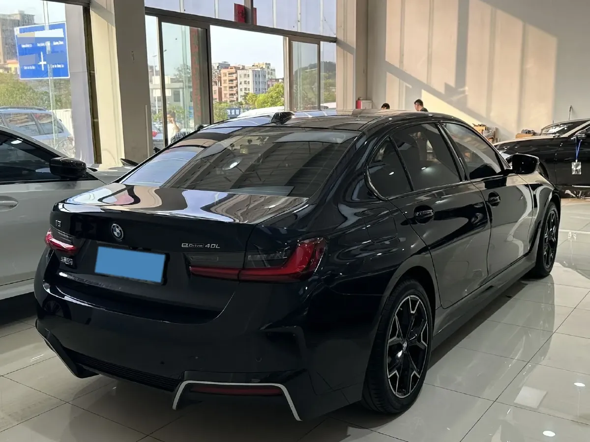 2025 BMW i3 BEV 79.05KWH,autocango,china used car exporter,china ev exporter,chinese used car exporter,chinese used ev exporter