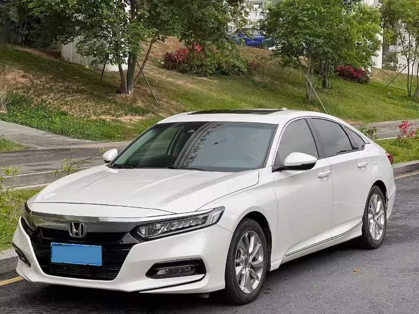 2018 Honda Accord 1.5T 194HP L4 CVT,autocango,china used car exporter,china ev exporter,chinese used car exporter,chinese used ev exporter