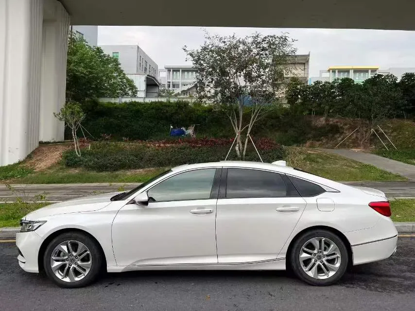 2018 Honda Accord 1.5T 194HP L4 CVT,autocango,china used car exporter,china ev exporter,chinese used car exporter,chinese used ev exporter