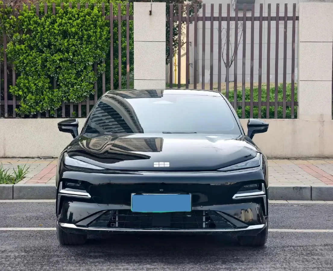 2025 Geely Galaxy Starshine 8 1.5L 112HP L4 1DHT PHEV,autocango,china used car exporter,china ev exporter,chinese used car exporter,chinese used ev exporter