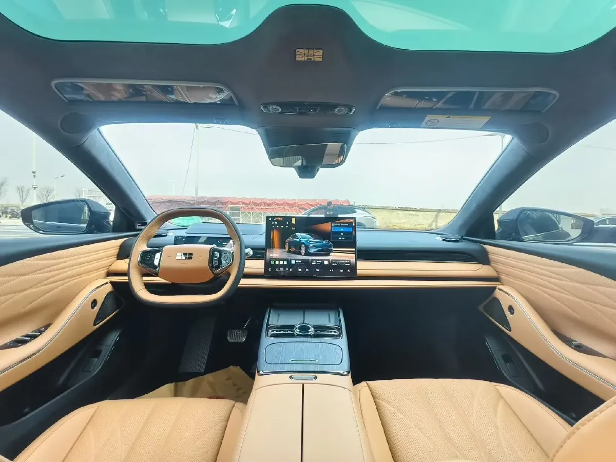 2025 Geely Galaxy Starshine 8 1.5L 112HP L4 1DHT PHEV,autocango,china used car exporter,china ev exporter,chinese used car exporter,chinese used ev exporter