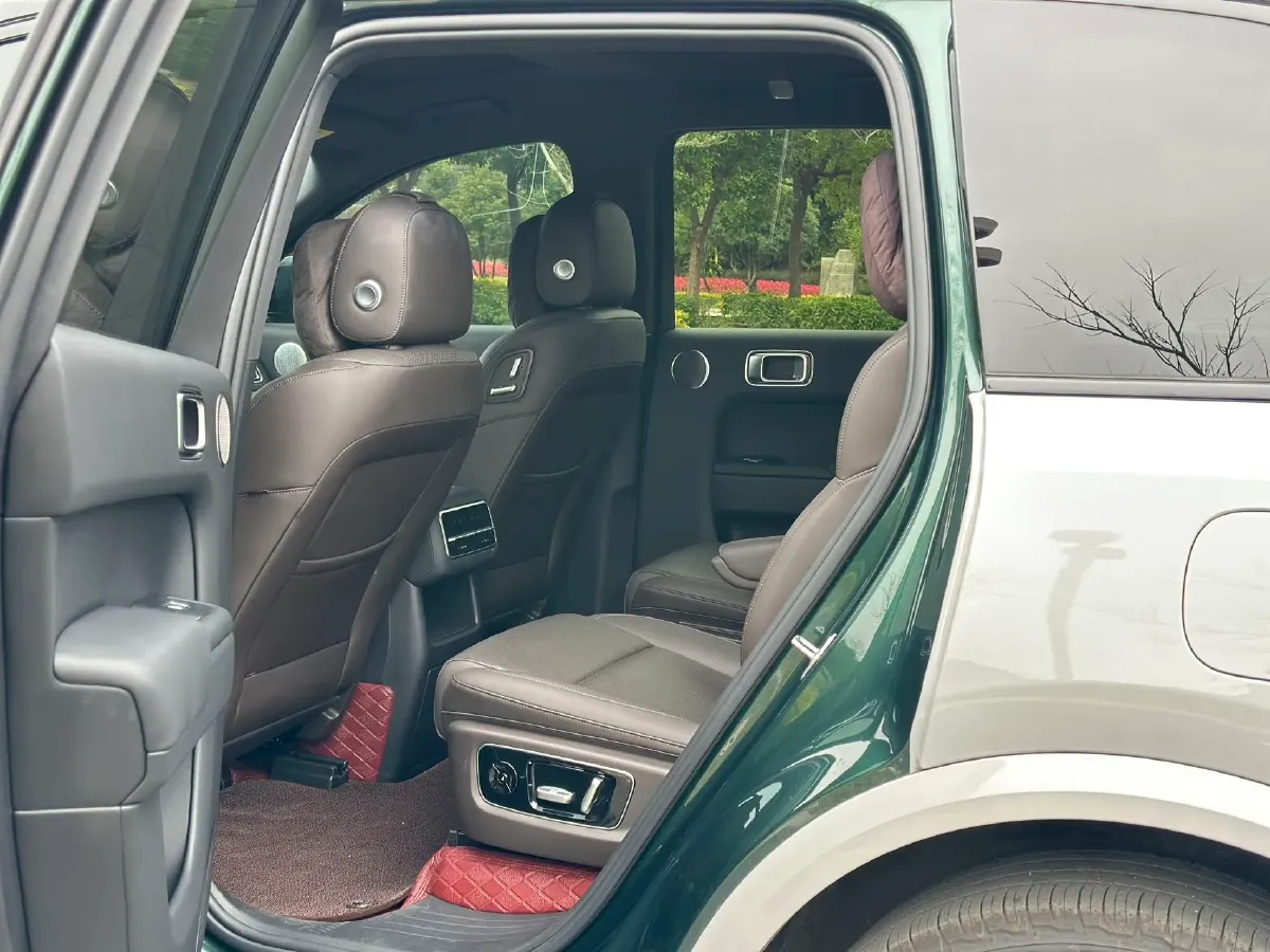 2023 Li L7 Range Extended 154HP REEV 40.9KWH,autocango,china used car exporter,china ev exporter,chinese used car exporter,chinese used ev exporter