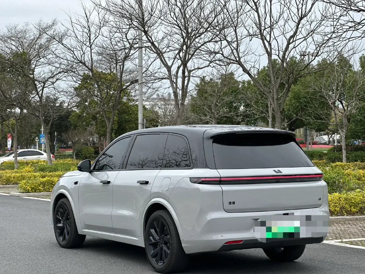 2023 Li L7 Range Extended 154HP REEV 40.9KWH,autocango,china used car exporter,china ev exporter,chinese used car exporter,chinese used ev exporter