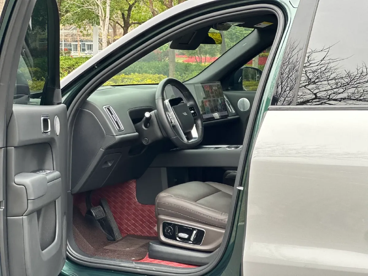 2023 Li L7 Range Extended 154HP REEV 40.9KWH,autocango,china used car exporter,china ev exporter,chinese used car exporter,chinese used ev exporter