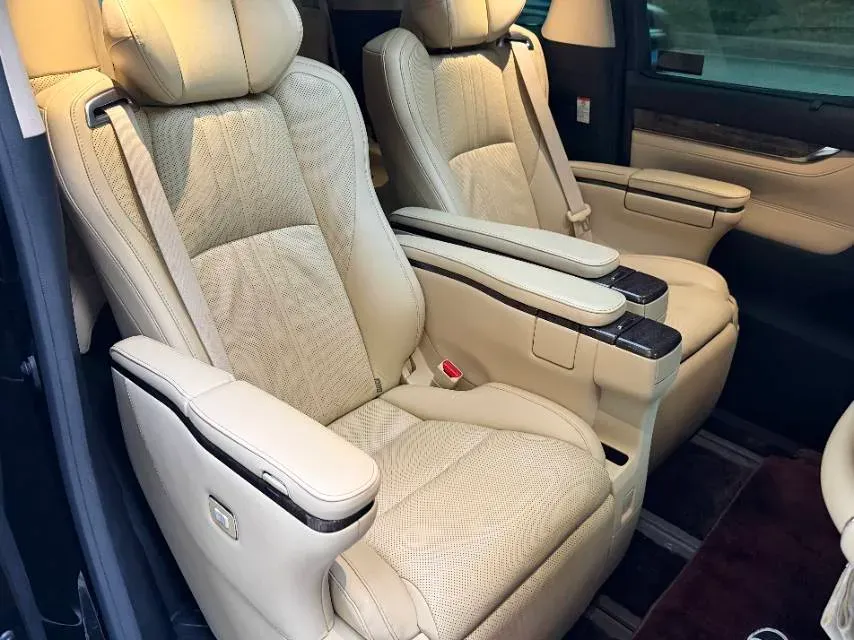 2021 Toyota Alphard 2.5L 117HP L4 E-CVT Hybrid,autocango,china used car exporter,china ev exporter,chinese used car exporter,chinese used ev exporter
