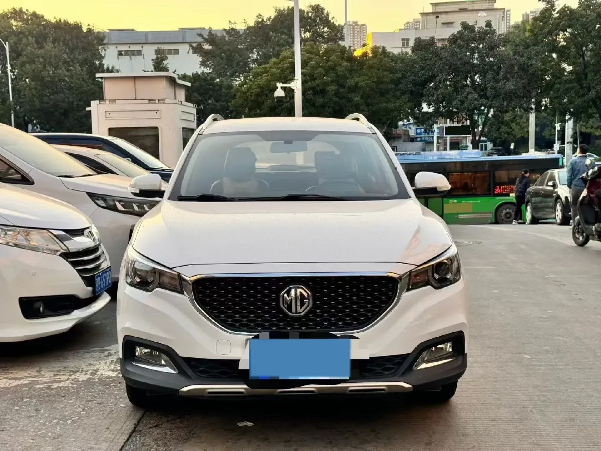 2017 MG ZS 1.5L 120HP L4 5MT,autocango,china used car exporter,china ev exporter,chinese used car exporter,chinese used ev exporter