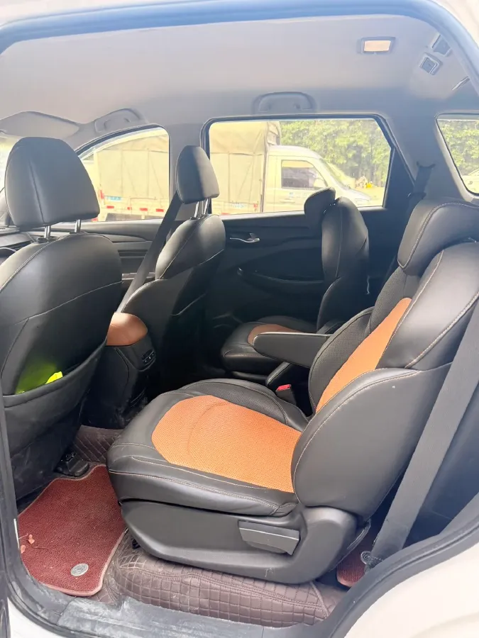 2018 WuLing HongGuang S3 1.5L 112HP L4 6MT,autocango,china used car exporter,china ev exporter,chinese used car exporter,chinese used ev exporter