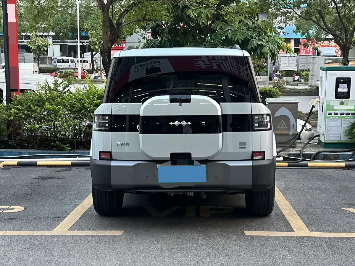 2025 FangChengBao Tai 7 1.5T 156HP L4 E-CVT PHEV,autocango,china used car exporter,china ev exporter,chinese used car exporter,chinese used ev exporter