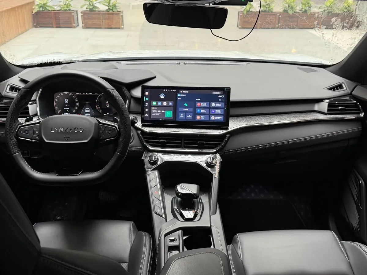 2023 LYNK&CO 06 1.5T 181HP L4 7DCT,autocango,china used car exporter,china ev exporter,chinese used car exporter,chinese used ev exporter