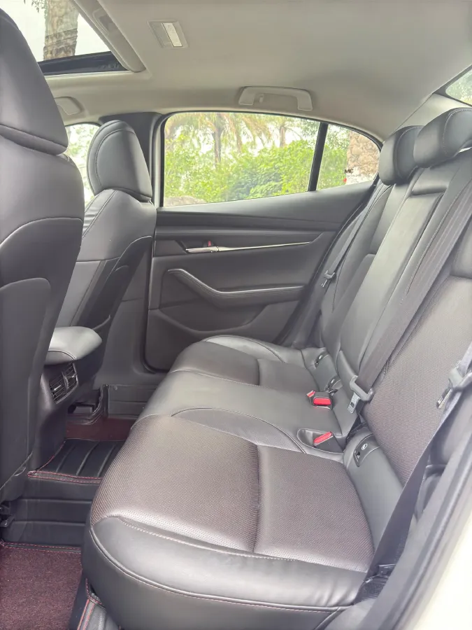 2021 Mazda 3 Axela 2.0L 158HP L4 6AT,autocango,china used car exporter,china ev exporter,chinese used car exporter,chinese used ev exporter