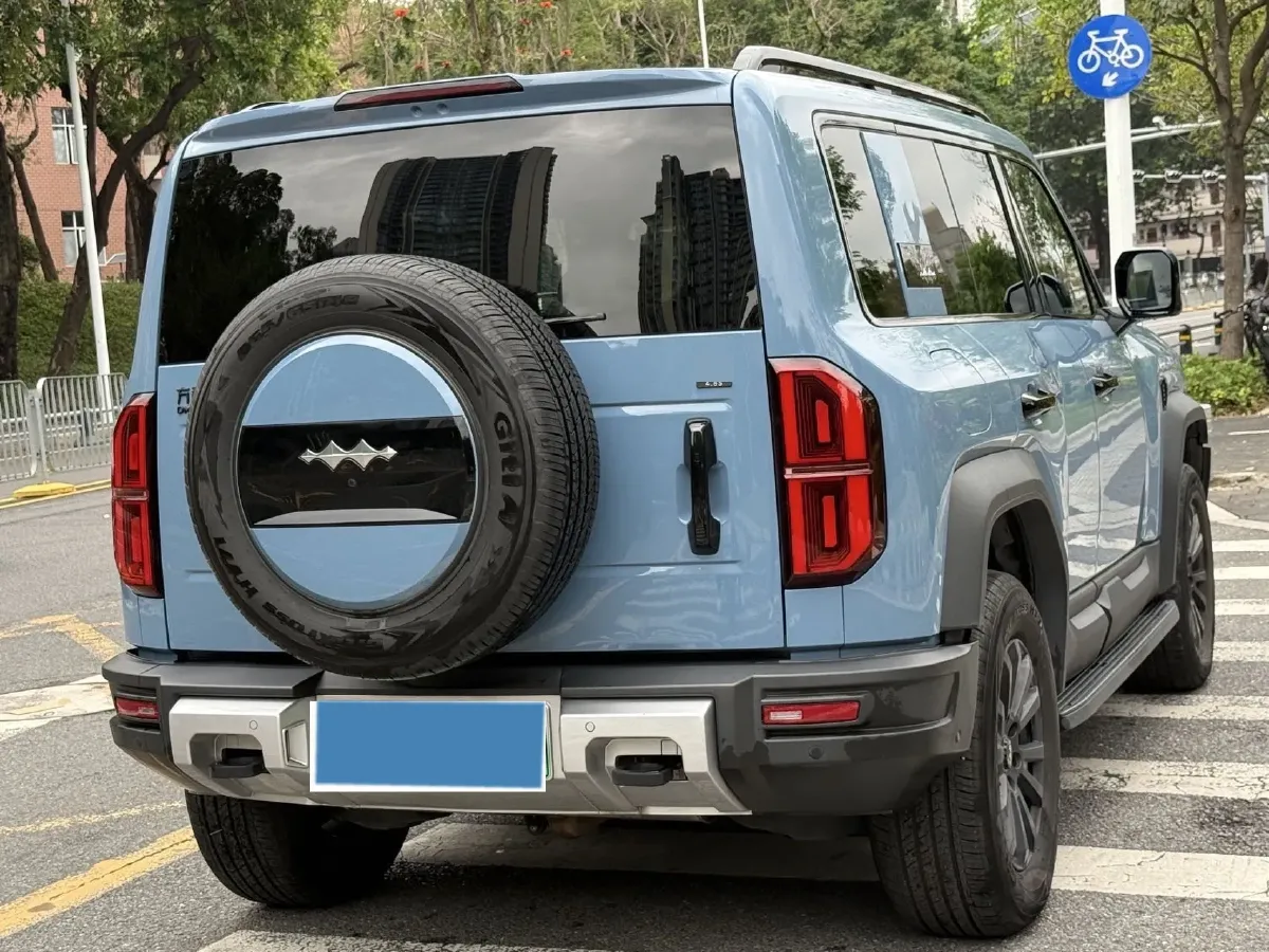 2023 FangChengBao Bao 5 1.5T 194HP L4 E-CVT PHEV 31.8KWH,autocango,china used car exporter,china ev exporter,chinese used car exporter,chinese used ev exporter