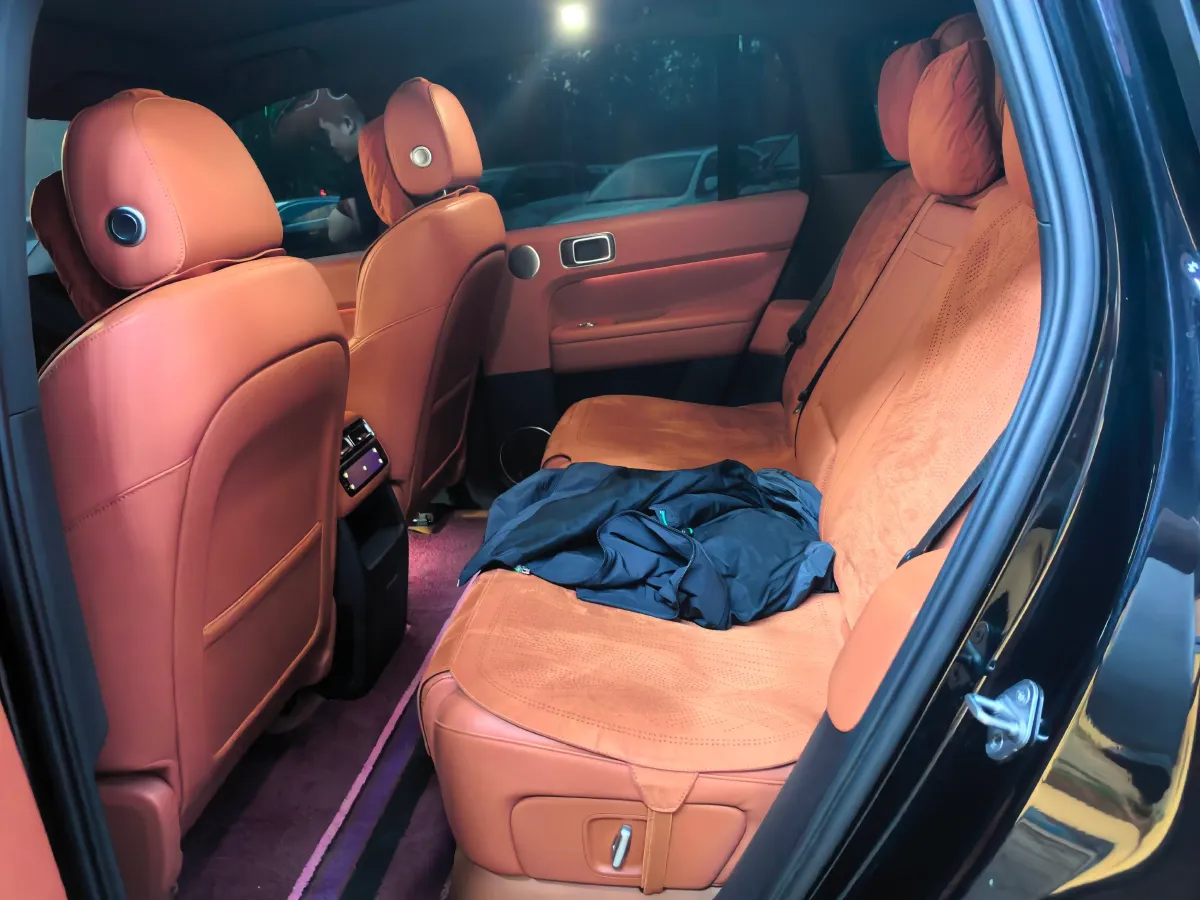 2024 Li L6 Range Extended 154HP L4 REEV 36.8KWH,autocango,china used car exporter,china ev exporter,chinese used car exporter,chinese used ev exporter