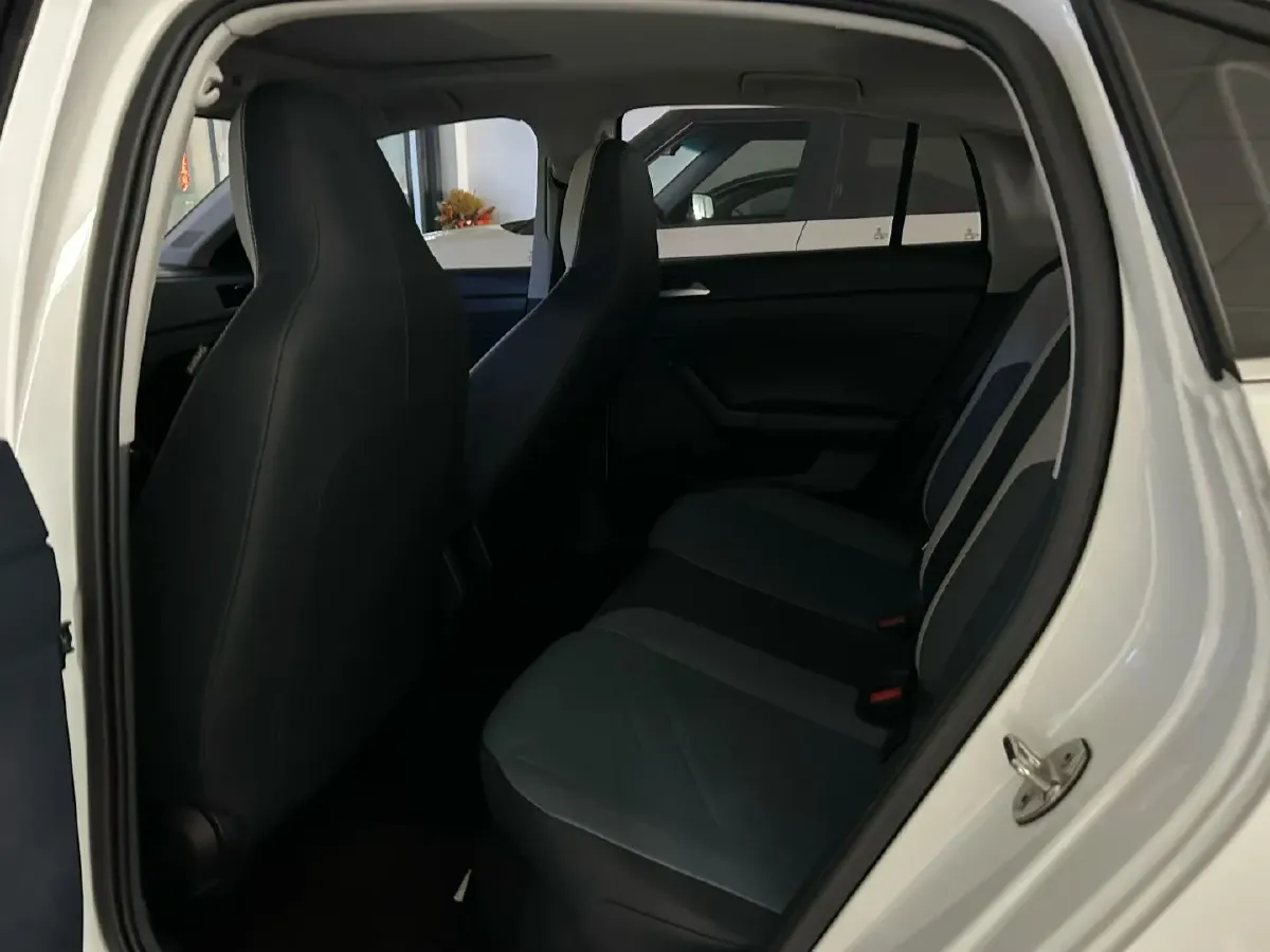 2023 Volkswagen Lavida 1.5L 110HP L4 6AT,autocango,china used car exporter,china ev exporter,chinese used car exporter,chinese used ev exporter