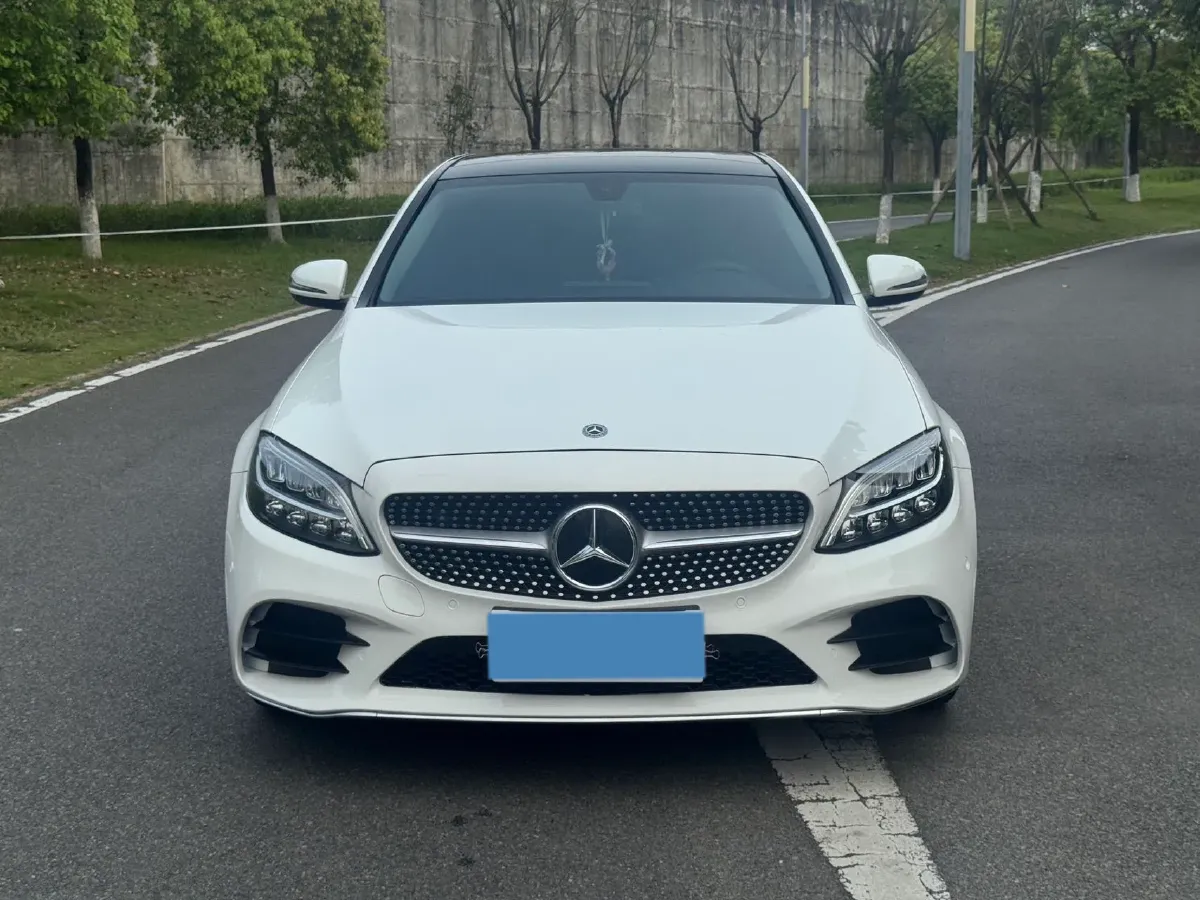 2021 Mercedes-Benz C Class 1.5T 184HP L4 9AT,autocango,china used car exporter,china ev exporter,chinese used car exporter,chinese used ev exporter