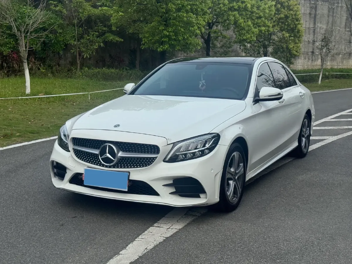 2021 Mercedes-Benz C Class 1.5T 184HP L4 9AT,autocango,china used car exporter,china ev exporter,chinese used car exporter,chinese used ev exporter