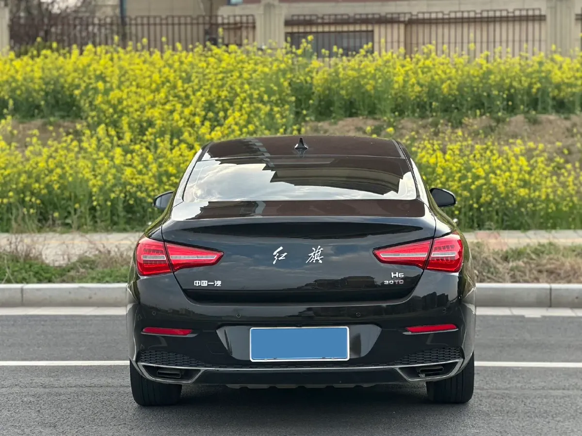 2019 HongQi H5 1.8T 180HP L4 6AT,autocango,china used car exporter,china ev exporter,chinese used car exporter,chinese used ev exporter