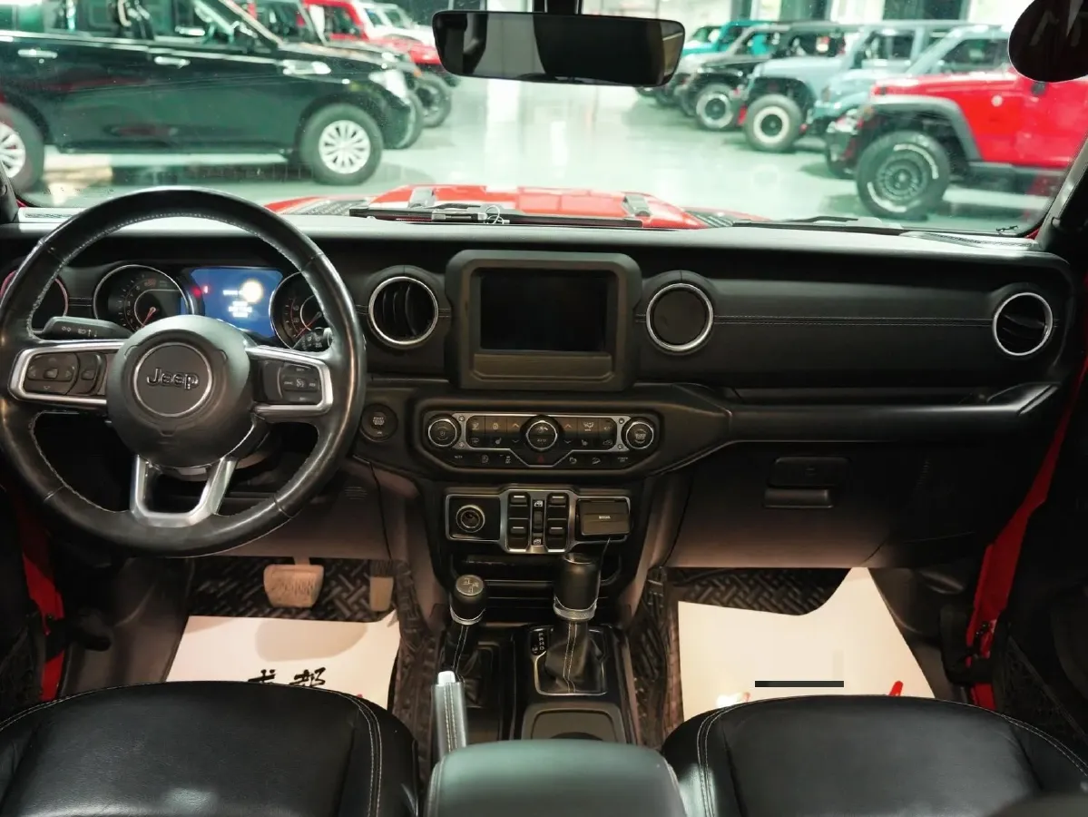 2019 Jeep Wrangler 2.0T 266HP L4 8AT,autocango,china used car exporter,china ev exporter,chinese used car exporter,chinese used ev exporter