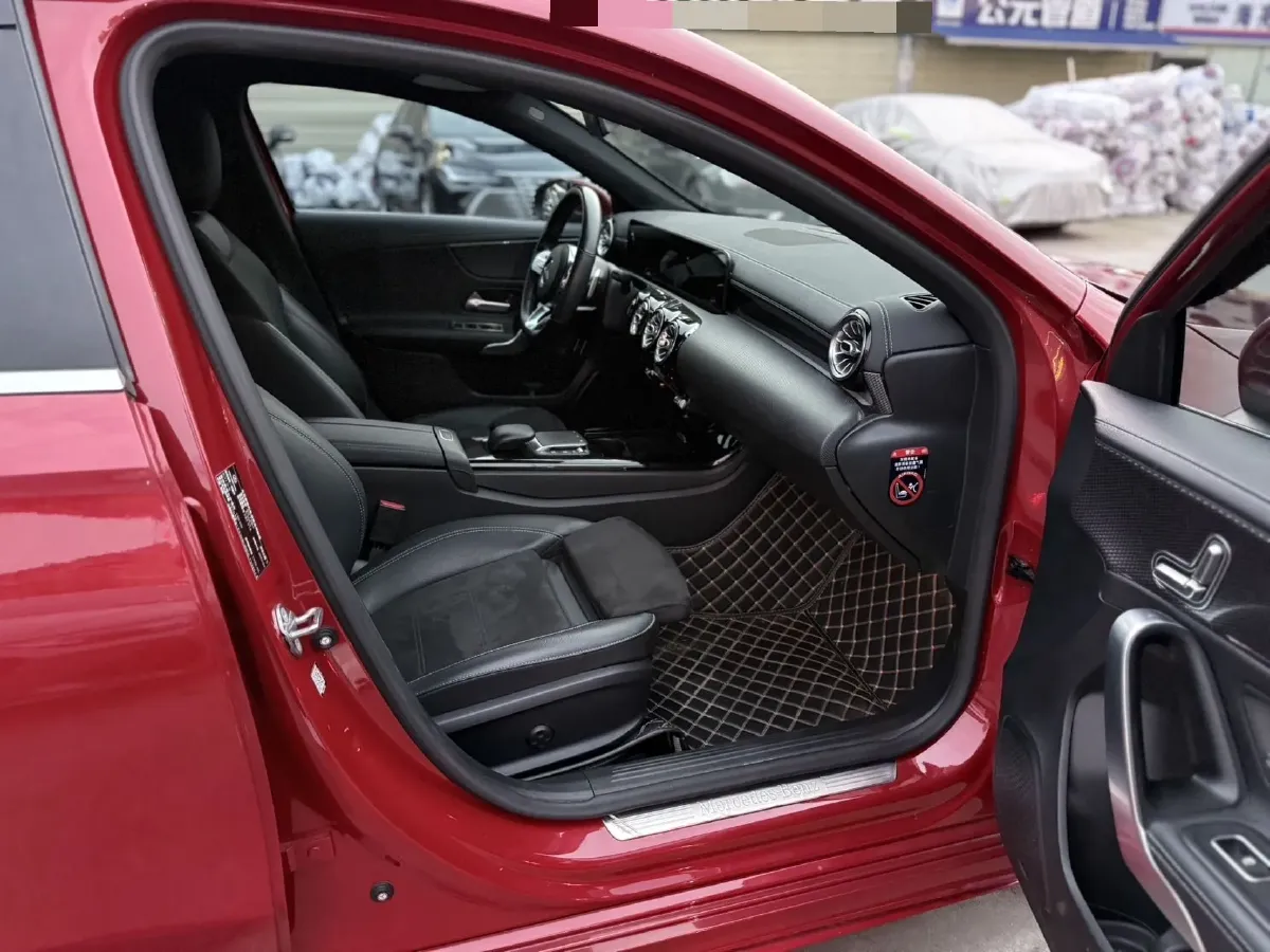 2020 Mercedes-Benz A Class 1.3T 163HP L4 7DCT,autocango,china used car exporter,china ev exporter,chinese used car exporter,chinese used ev exporter