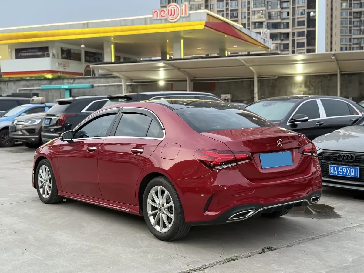 2020 Mercedes-Benz A Class 1.3T 163HP L4 7DCT,autocango,china used car exporter,china ev exporter,chinese used car exporter,chinese used ev exporter