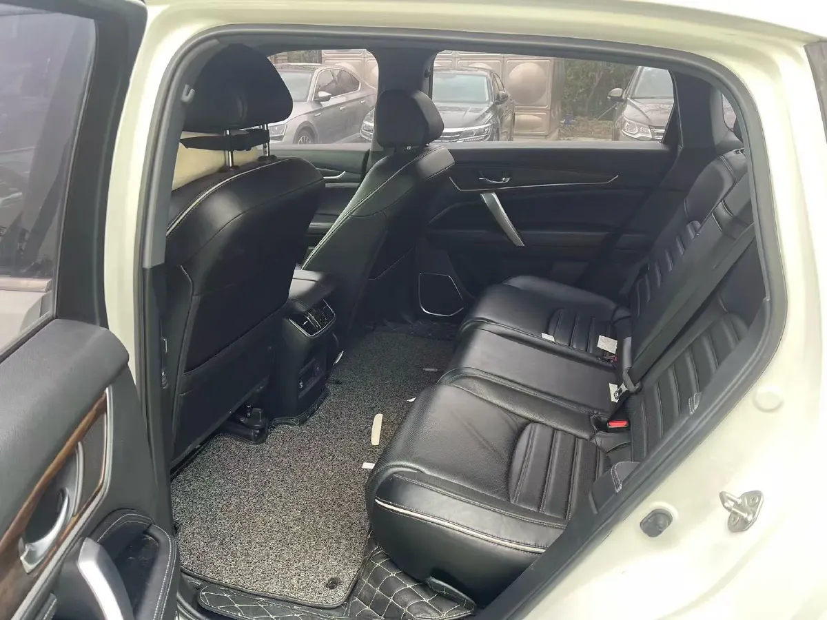 2017 Honda UR-V 1.5T 193HP L4 CVT,autocango,china used car exporter,china ev exporter,chinese used car exporter,chinese used ev exporter