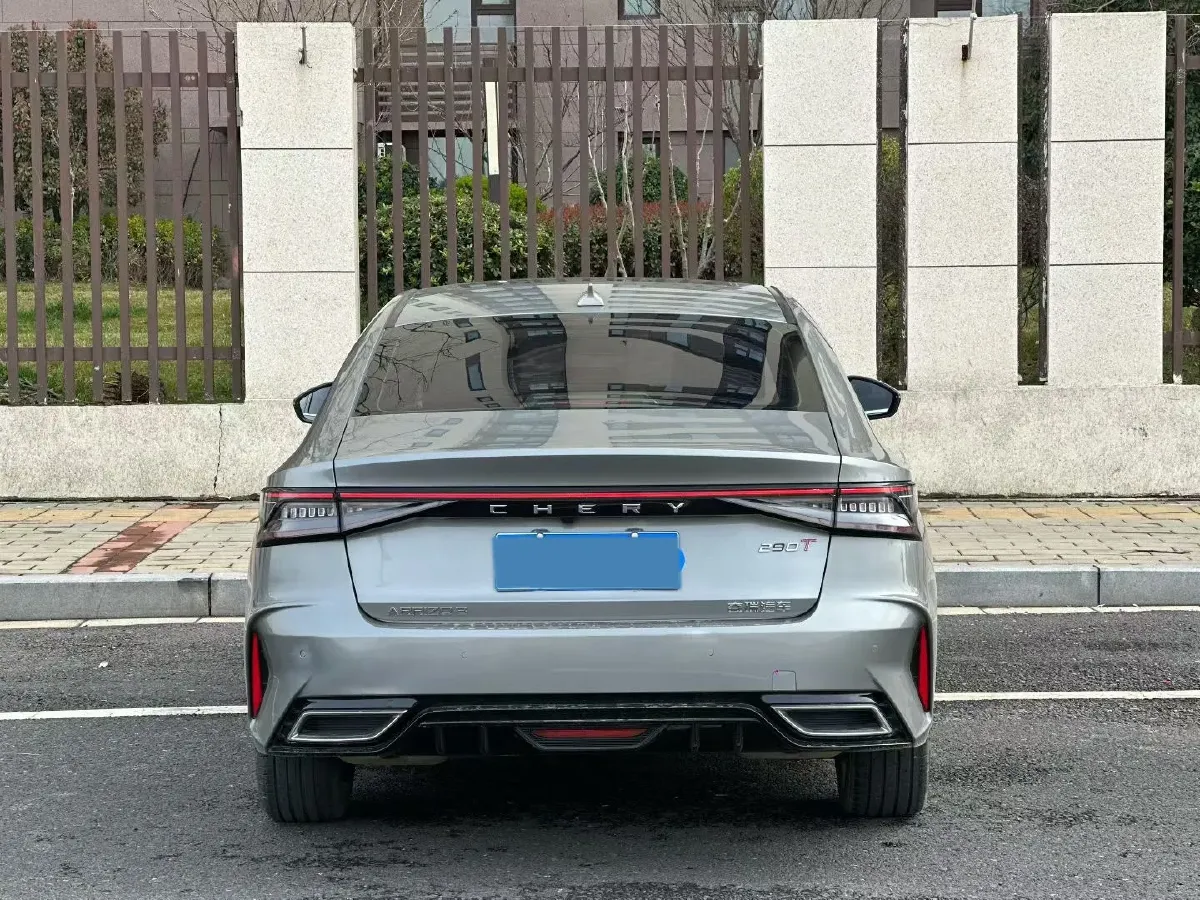 2024 Chery Arrizo 8 1.6T 197HP L4 7DCT,autocango,china used car exporter,china ev exporter,chinese used car exporter,chinese used ev exporter