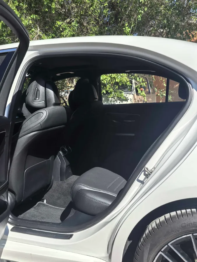 2024 Mercedes-Benz C Class 1.5T 170HP L4 9AT,autocango,china used car exporter,china ev exporter,chinese used car exporter,chinese used ev exporter