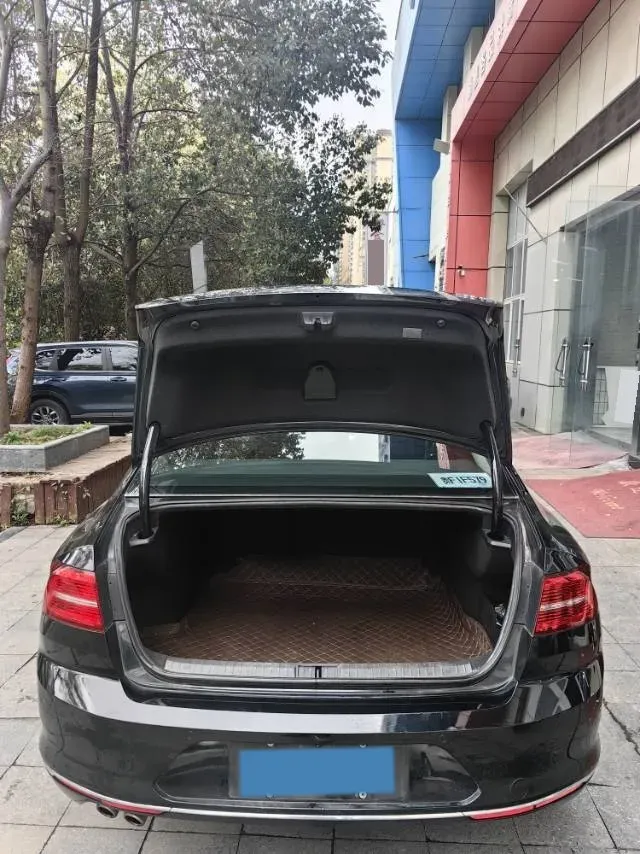 2019 Citroen C6 1.6T 170HP L4 6AT,autocango,china used car exporter,china ev exporter,chinese used car exporter,chinese used ev exporter