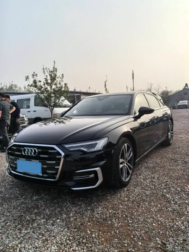 2020 Audi A6L 2.0T 190HP L4 7DCT,autocango,china used car exporter,china ev exporter,chinese used car exporter,chinese used ev exporter
