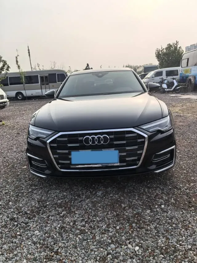 2020 Audi A6L 2.0T 190HP L4 7DCT,autocango,china used car exporter,china ev exporter,chinese used car exporter,chinese used ev exporter