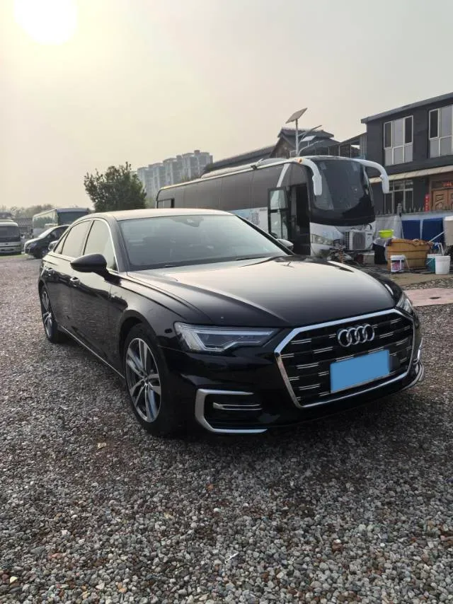 2020 Audi A6L 2.0T 190HP L4 7DCT,autocango,china used car exporter,china ev exporter,chinese used car exporter,chinese used ev exporter