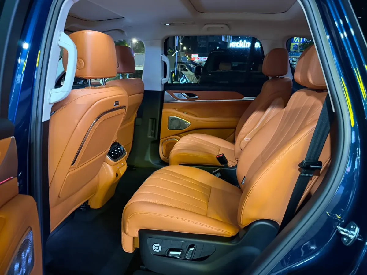 2025 WEY BlueMountain 1.5T 170HP L4 4DHT PHEV 44.5KWH,autocango,china used car exporter,china ev exporter,chinese used car exporter,chinese used ev exporter