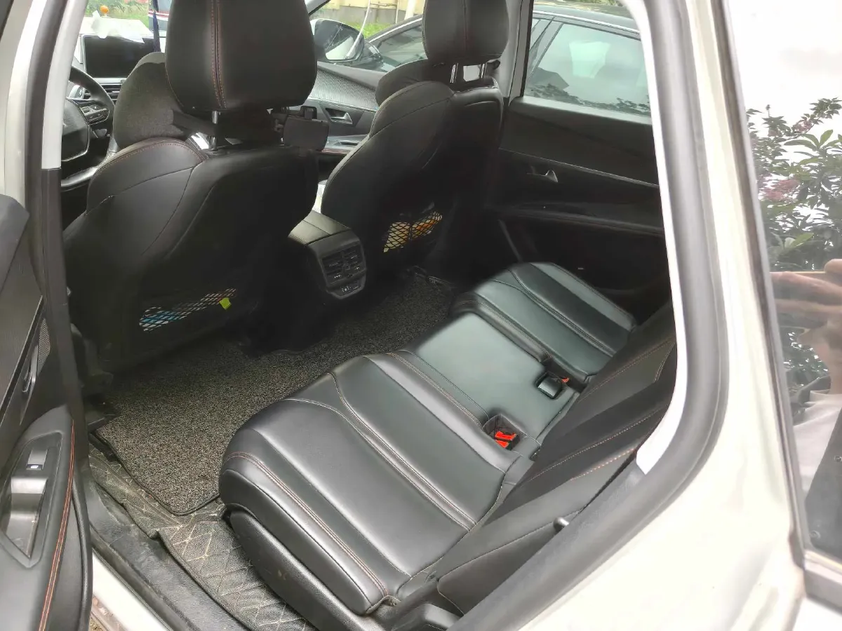 2017 Peugeot 5008 1.6T 167HP L4 6AT,autocango,china used car exporter,china ev exporter,chinese used car exporter,chinese used ev exporter