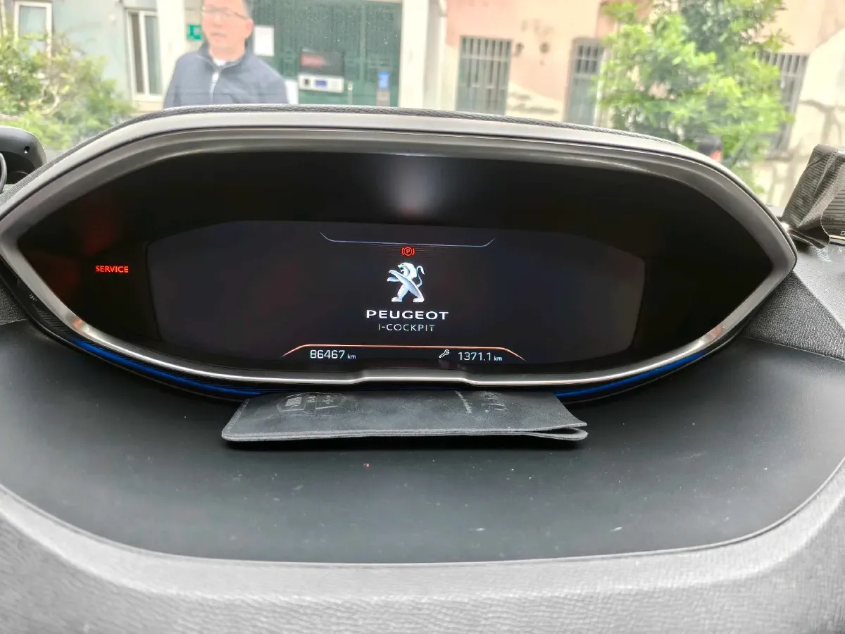 2017 Peugeot 5008 1.6T 167HP L4 6AT,autocango,china used car exporter,china ev exporter,chinese used car exporter,chinese used ev exporter