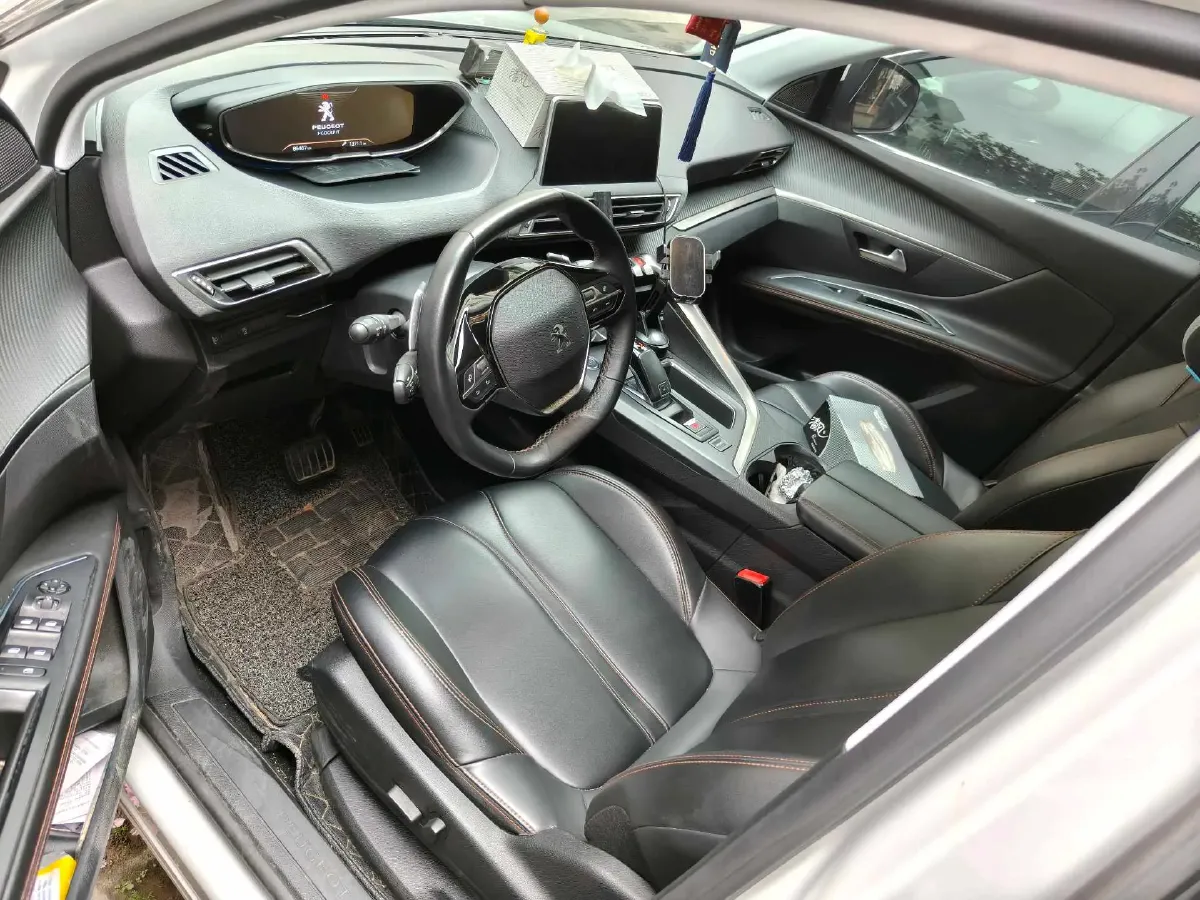 2017 Peugeot 5008 1.6T 167HP L4 6AT,autocango,china used car exporter,china ev exporter,chinese used car exporter,chinese used ev exporter