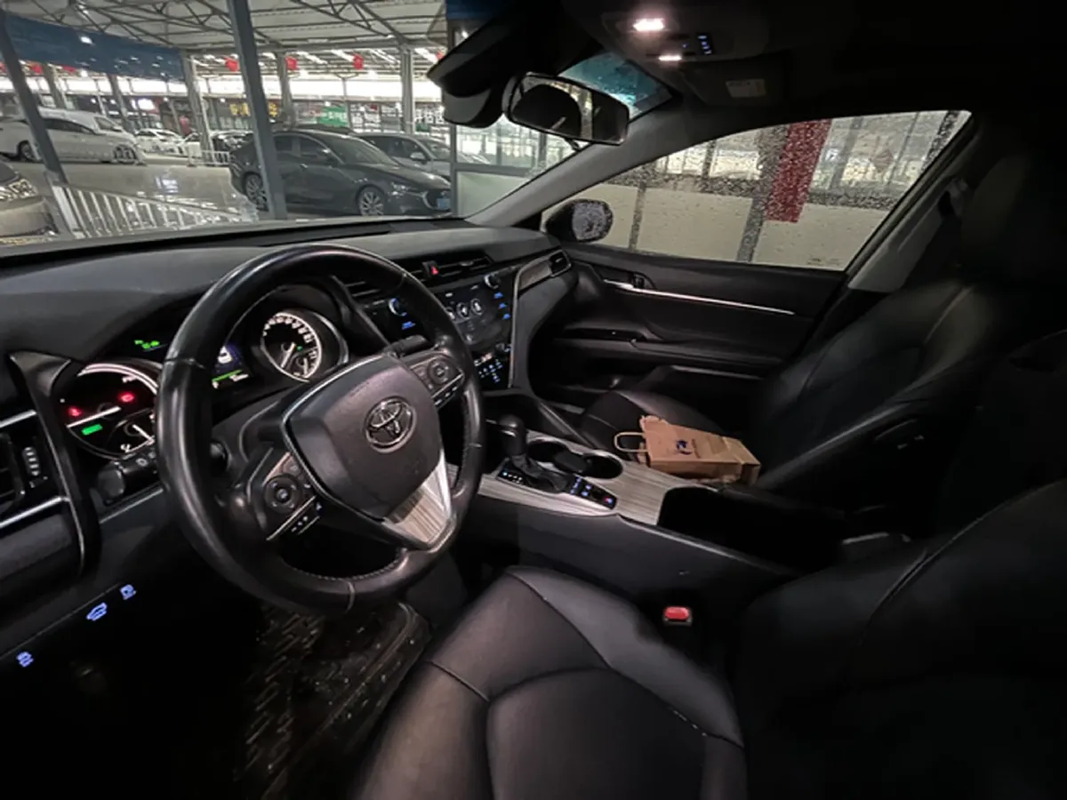 2019 Toyota Camry 2.5L 178HP L4 E-CVT Hybrid,autocango,china used car exporter,china ev exporter,chinese used car exporter,chinese used ev exporter