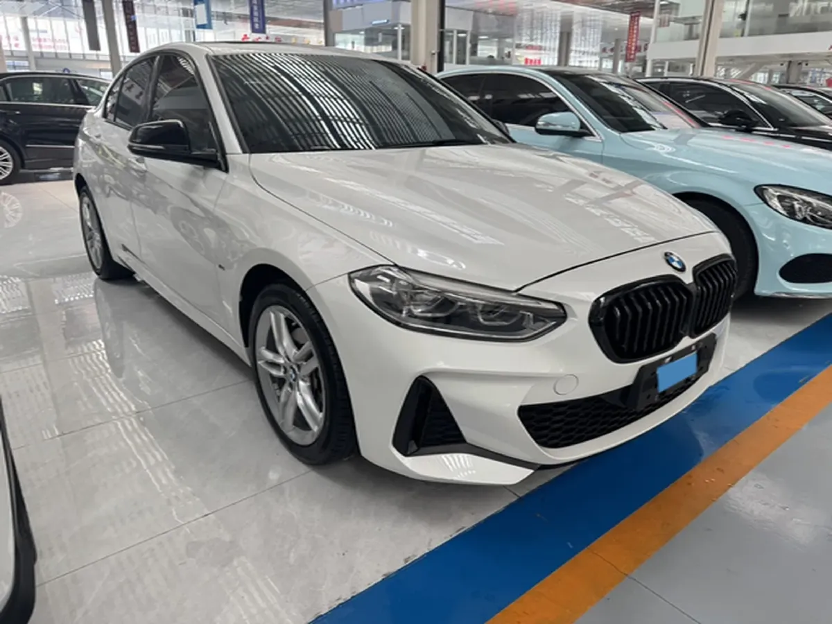 2023 BMW 1 Series 1.5T 136HP L3 7DCT,autocango,china used car exporter,china ev exporter,chinese used car exporter,chinese used ev exporter