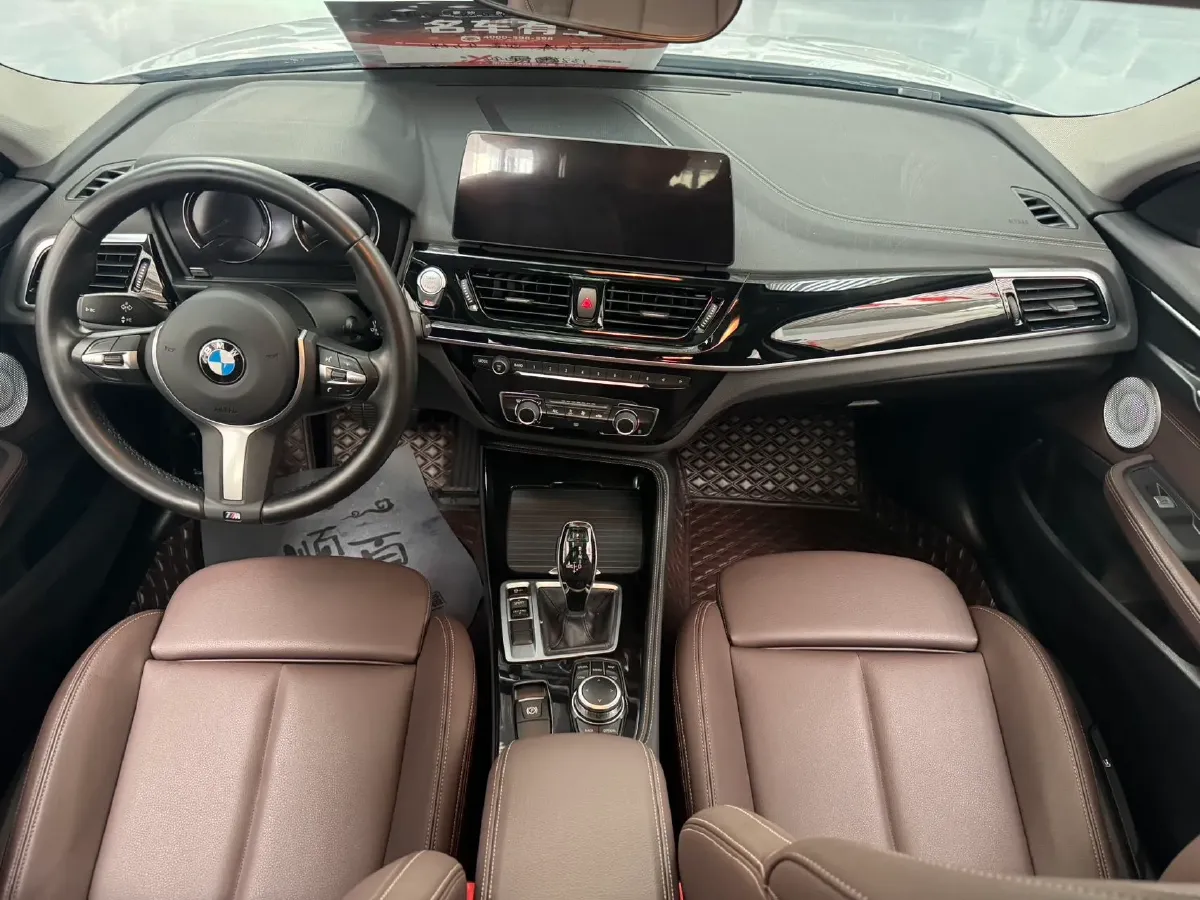 2023 BMW 1 Series 1.5T 136HP L3 7DCT,autocango,china used car exporter,china ev exporter,chinese used car exporter,chinese used ev exporter