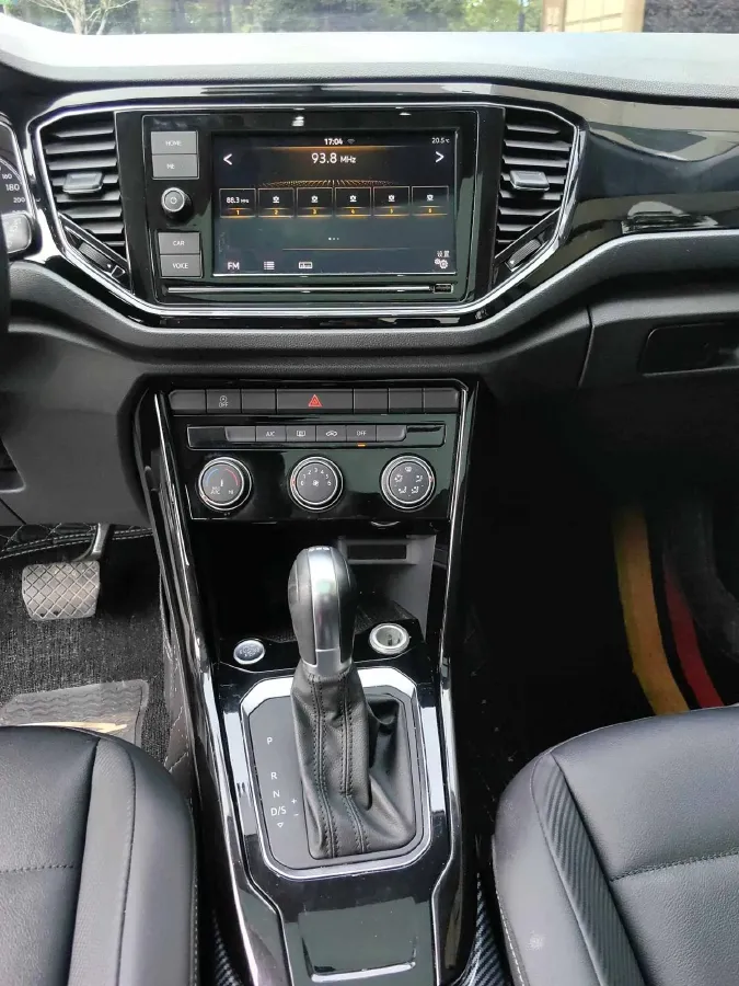 2019 Volkswagen T-Roc 1.4T 150HP L4 7DCT,autocango,china used car exporter,china ev exporter,chinese used car exporter,chinese used ev exporter